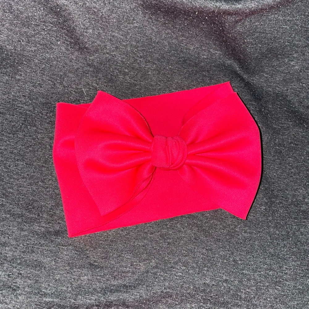 Bright pink head wrap with bow